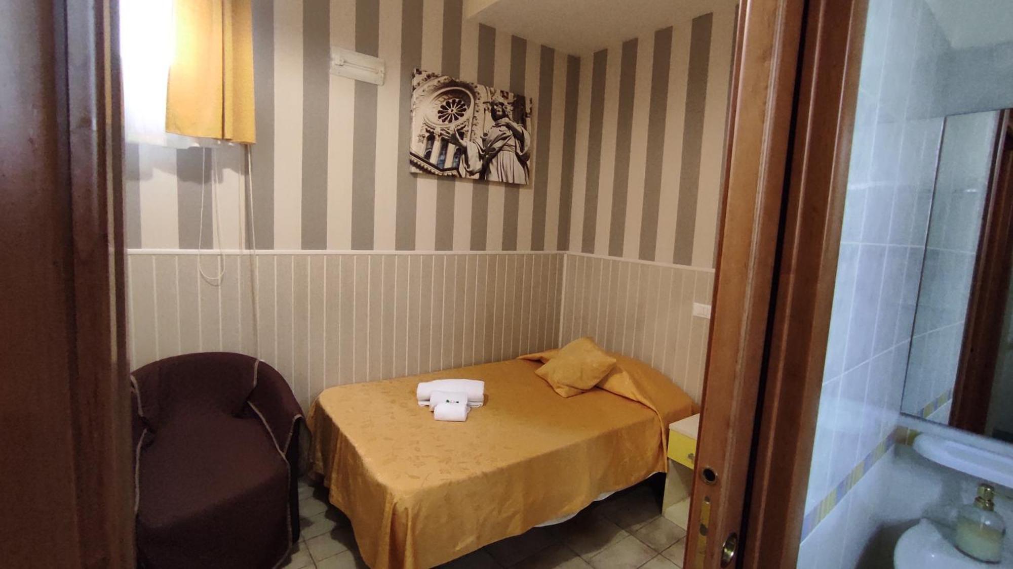 Hotel Abacus Reggio di Calabria Pokoj fotografie